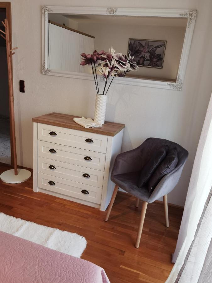 Azzuro Apartment